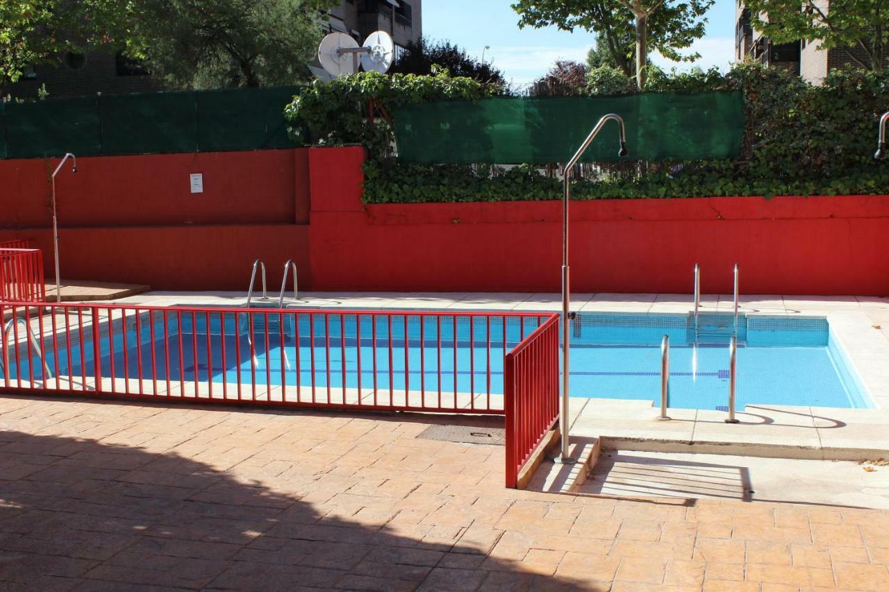 Vivienda Familiar Con Jardin Junto A Ifema Apartment Madrid Exterior foto