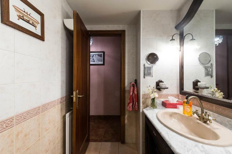 Vivienda Familiar Con Jardin Junto A Ifema Apartment Madrid Exterior foto