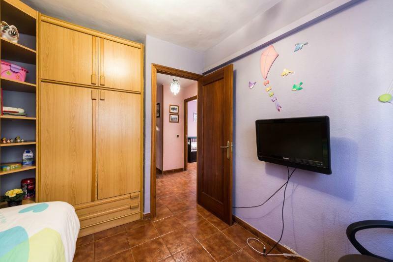 Vivienda Familiar Con Jardin Junto A Ifema Apartment Madrid Exterior foto