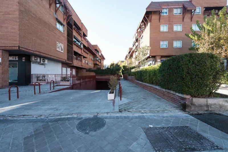 Vivienda Familiar Con Jardin Junto A Ifema Apartment Madrid Exterior foto