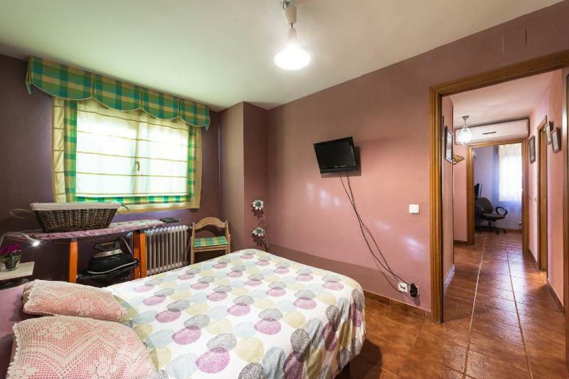 Vivienda Familiar Con Jardin Junto A Ifema Apartment Madrid Exterior foto